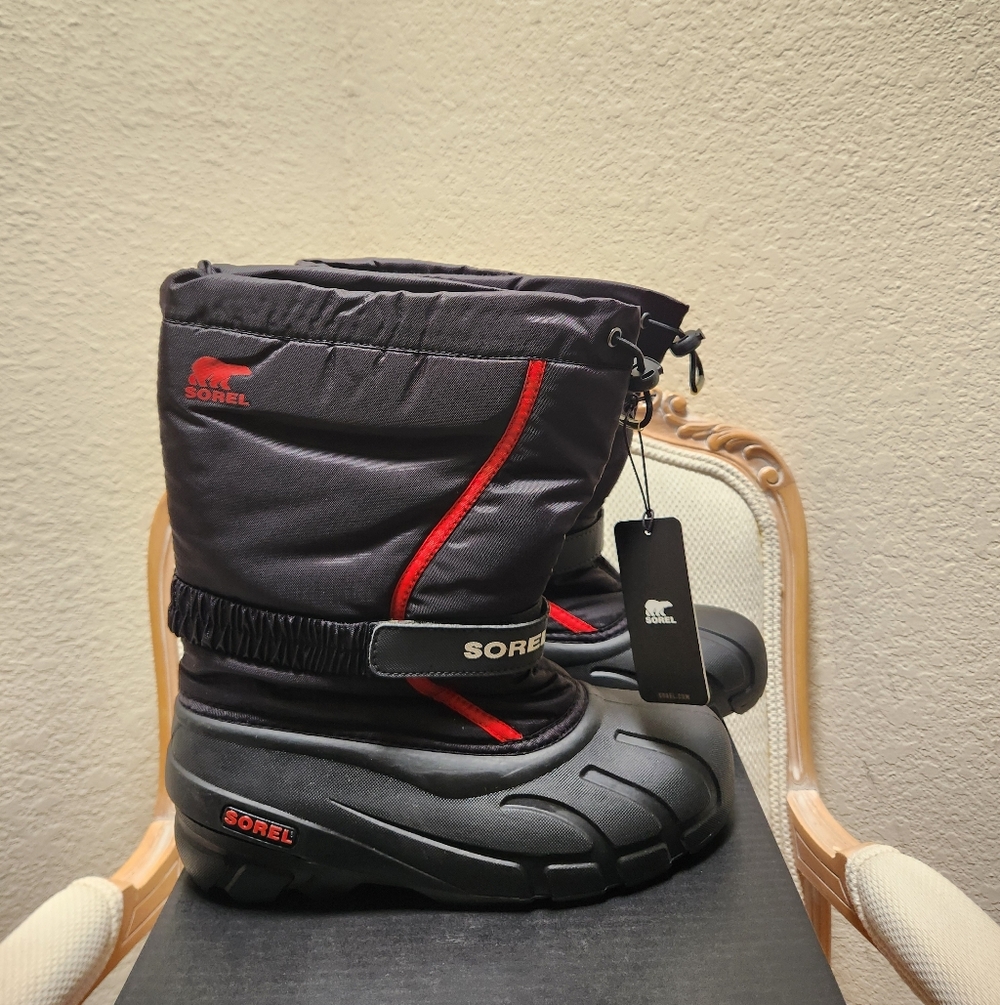 Sorel Youth Flurry Snow Boots Black, Bright Red Size 7